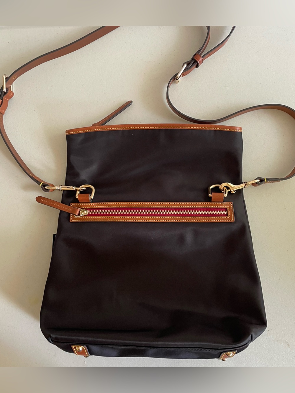 Dooney & Burke Wayfarer 9 x 11 Nylon Flapover Crossbody Bag Black Brown Trim - Picture 4 of 14